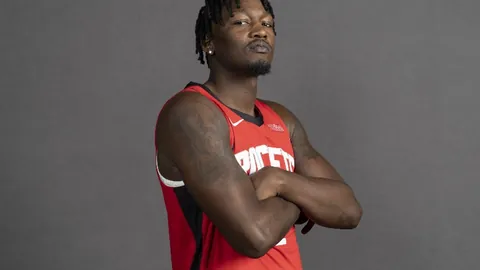 “拉莫斯牵手美津濃，或成J联赛新战将”